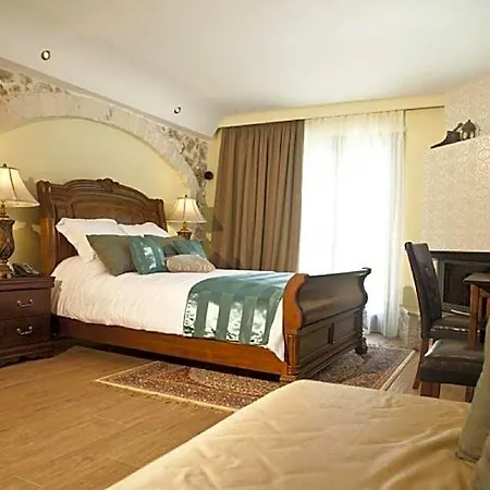 فندق Archontopetra Boutique